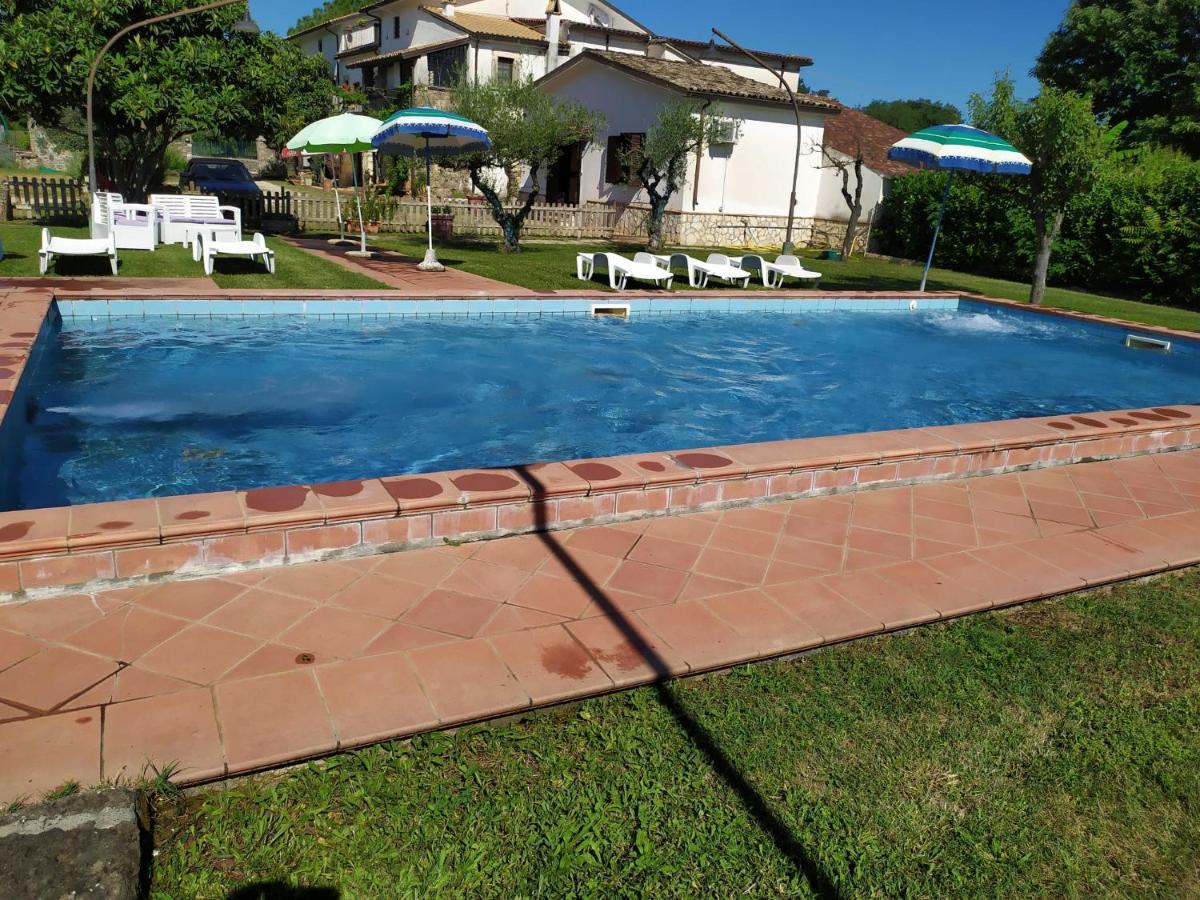 B&B La Staffa Aquino Bagian luar foto
