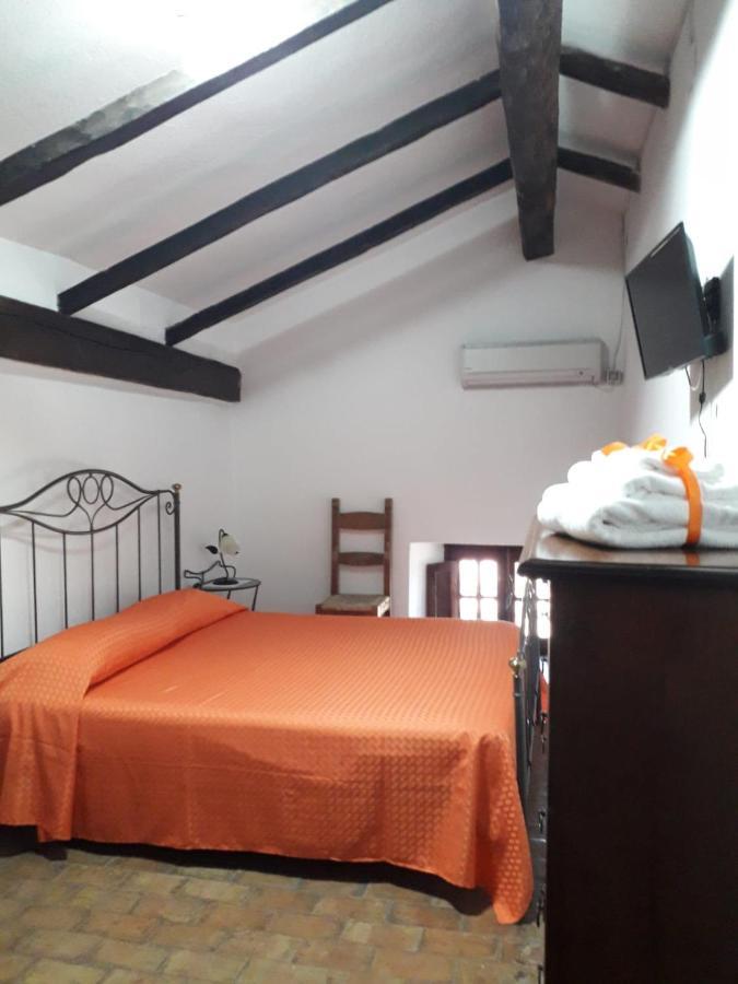 B&B La Staffa Aquino Bagian luar foto