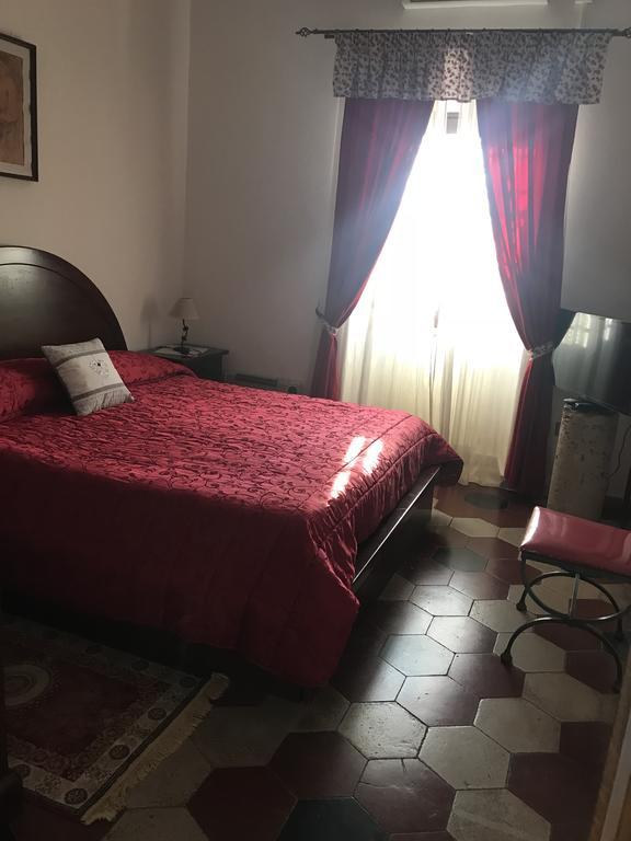 B&B La Staffa Aquino Bagian luar foto