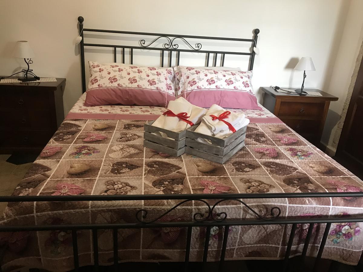 B&B La Staffa Aquino Bagian luar foto